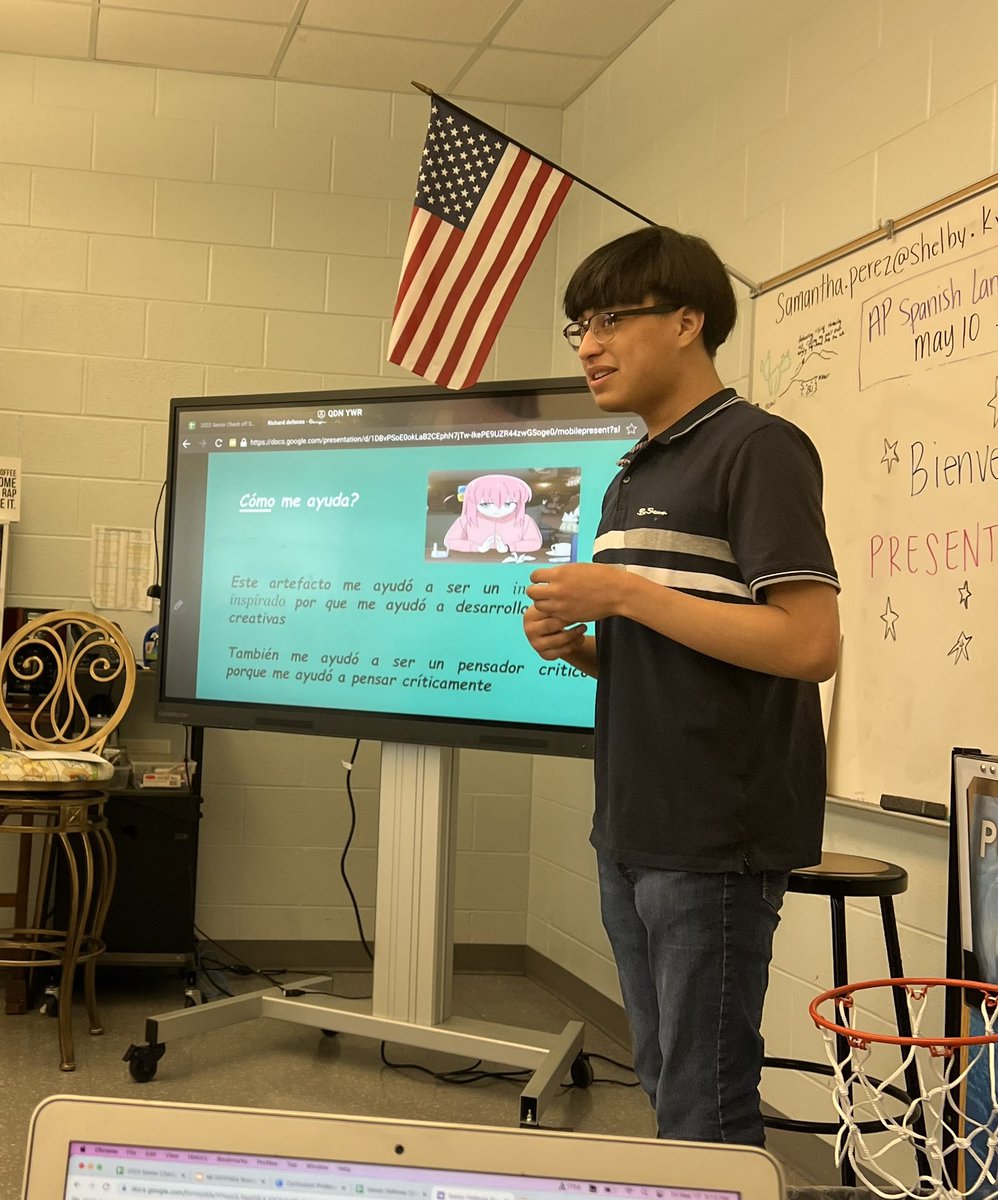 sraperez_MLCHS's tweet image. The pride I feel for my seniors today as they presented their #SeniorDefenses at @MLCTitanNation is immense. Every year I’m left in awe at the hard work and dedication that our friends demonstrate. #TitanProud