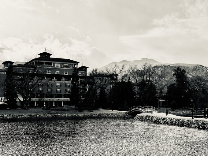 I&rsquo;m bizarrely in Colorado Springs, staying at the Broadmoor resort on St. Patrick&rsquo;s Day. The place has<a href="/tag/highthoughts"class="tags"><span>#highthoughts</span></a>