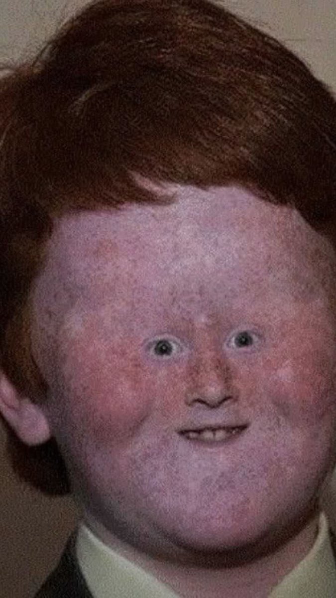 someone on the bus just airdropped this to me