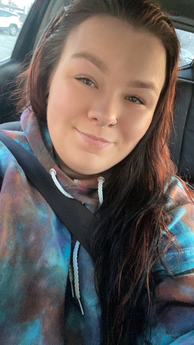 kirbysnarf182's tweet photo. #selfie #snapchat #snapchatselfie #iphone11 #paleforlife #smilefordays #greeneyes #splithair #girlswithpiercings #piercedgirlsdoitbetter #girlswithtattoos #inkedgirlsdoitbetter #pansexual #lgbtq #wlw #girlswhosmoke #stonergirls https://t.co/NDsfaJGvmp