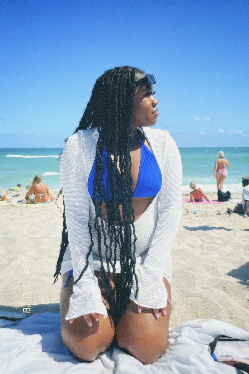 JatuBarker's tweet image. I&apos;m taking trips to Miami traveling down seven keys