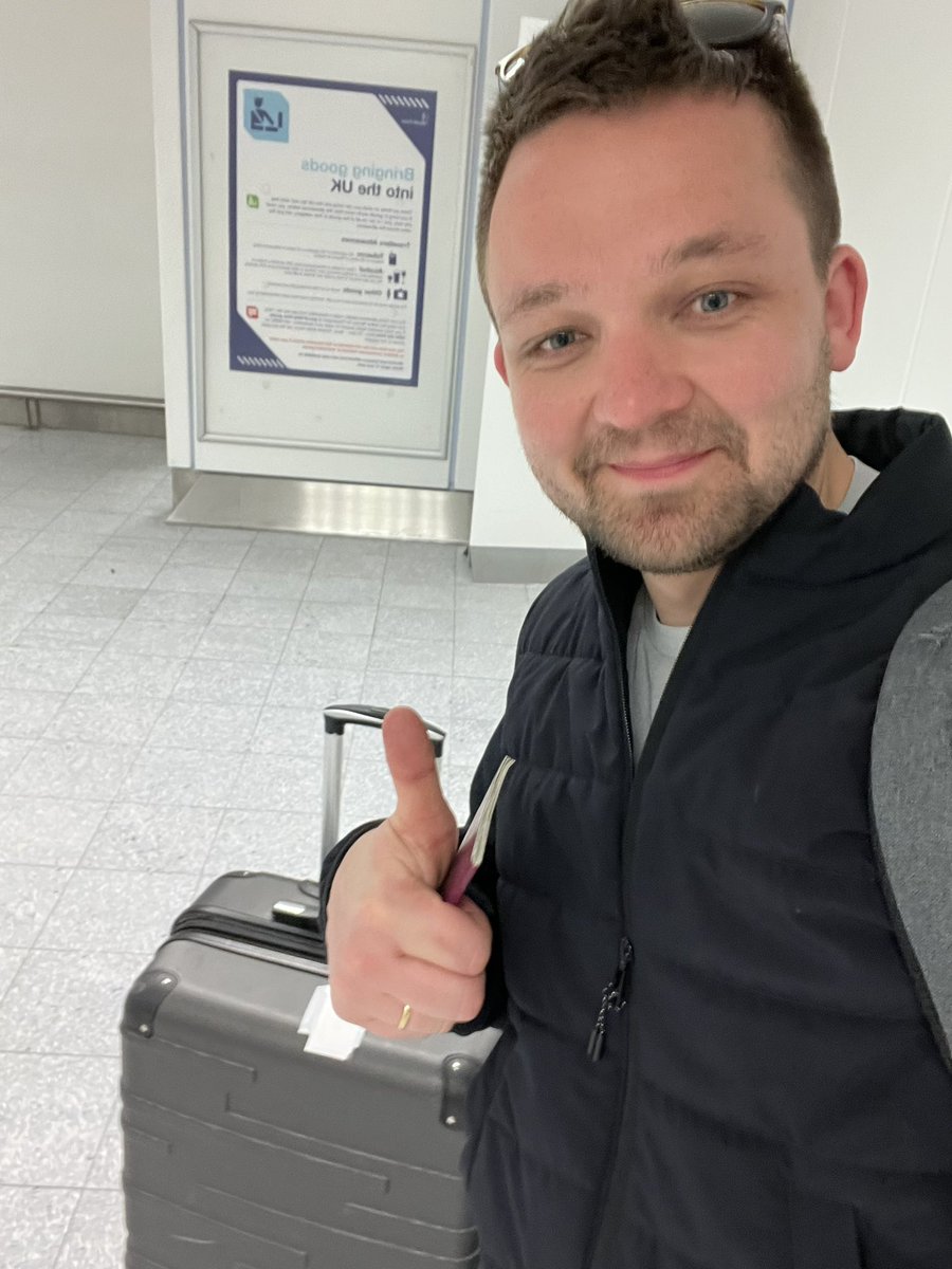 robwiggans's tweet photo. Found it! Sat in a luggage room at Manchester airport with no tag on it. @PlaceNorthWest #thingoftheweek @DanAtPlace @TGLPEARSON #MIPIM2023 https://t.co/chMOZ7itLv
