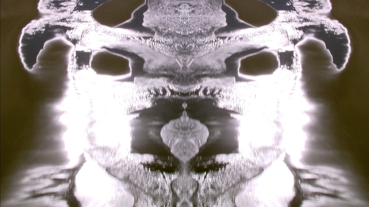 Helifilms's tweet photo. @Ying819 From a fellow Brit (now in Aus) putting some of our abstract #AerialArt forward.
We're on #ETH & #tezos
Stills below from the #FilmNfts w original music @makersplace
https://t.co/qRzq9NpZun
Tagging @natehillphoto @trent_north_ @lolahubner_ https://t.co/OPXyVseIea