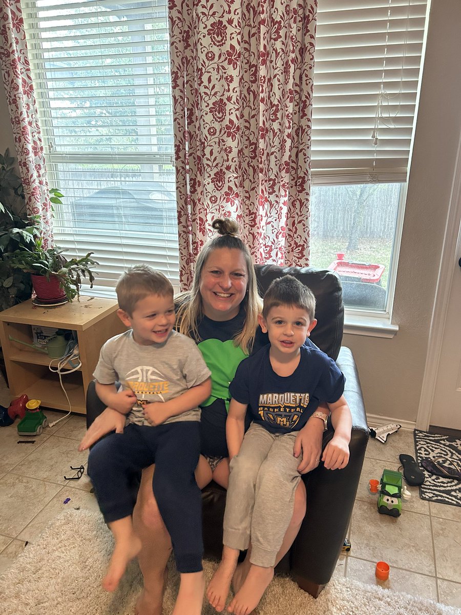 AislinnWake's tweet photo. @MarquetteMBB didn’t need any luck of the Irish today! Go @MarquetteU! https://t.co/o1iuhUPWDD