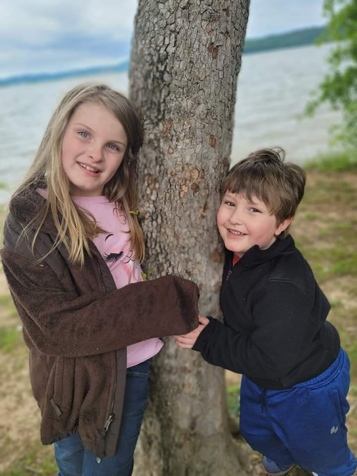 Danielleb7653's tweet photo. @Smarties @Wakeheart My Goodluck charm is my kids. 🥰 https://t.co/hIMh0Dgxqs