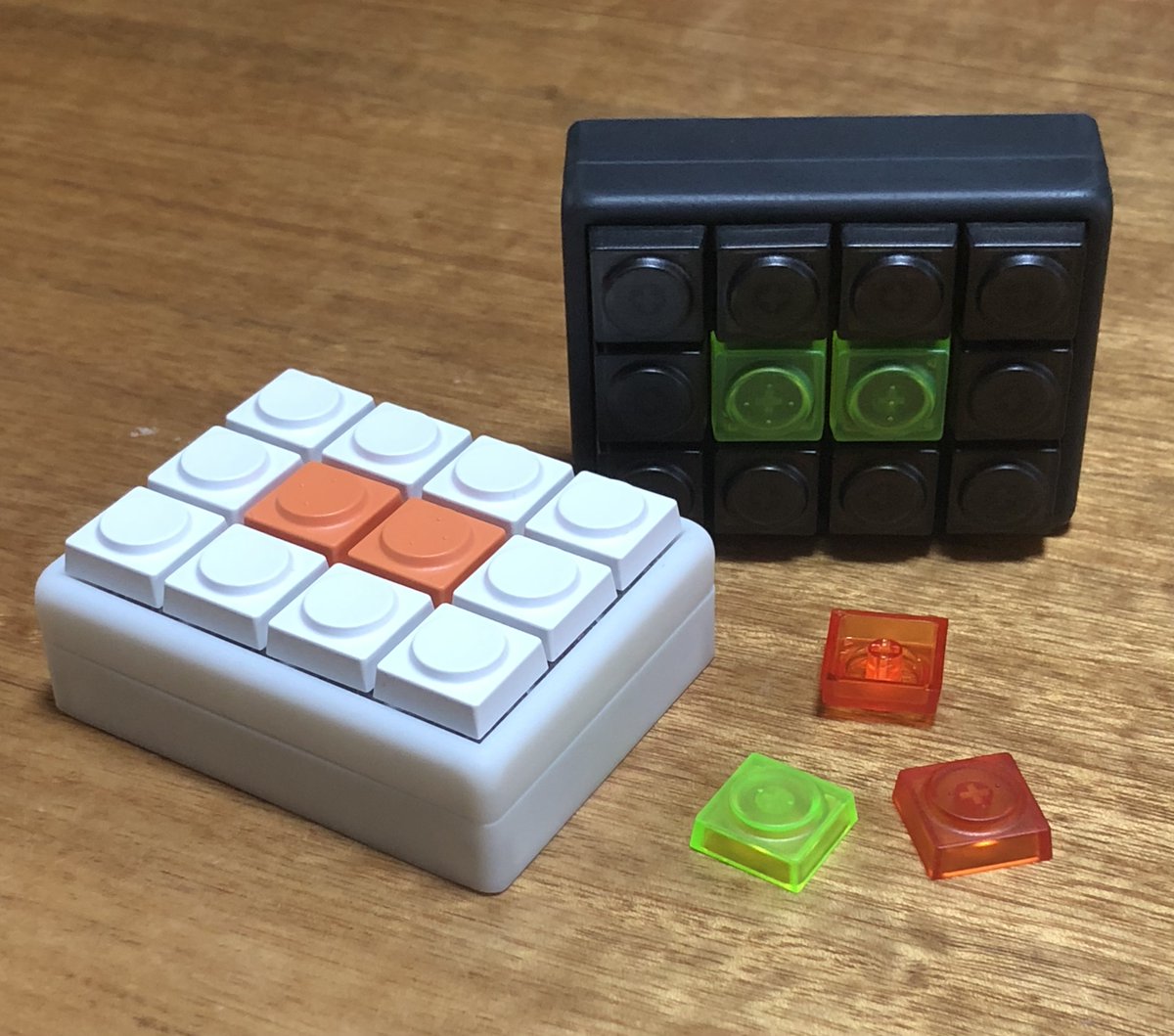 kurihary's tweet image. A 3D printable macropad Designed with Raspberry Pi Pico
Keyboard: Pico Mpad , 無限の可能性
Switch: AKKO CS Jelly Black , Durock Medium Tactile
Keycap: Deadline studio Doys
#KEEB_PD #KEEB_PD_R140 #PRK_Firmware 
#3dprinting #電子工作 #mechanicalkeyboard