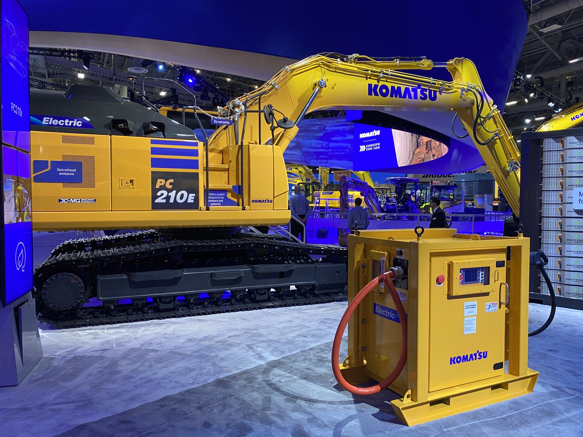 komatsuconstrna's tweet image. Only one more day left at #CONEXPOCONAGG! If you stopped by our booth, what were you the most excited to see? #conexpo2023
