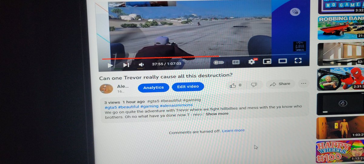 alena_liyle's tweet photo. @YouTube @YouTubeCreators 
Why are comments disabled for every video? I am 24 years old a full adult thank you and would like comments to be on so I can grow. Not fair. Channel is Alena Simmons. Please enable them, So much feels like its not going right in my life. I wanna smile. https://t.co/5z7PZuKed9