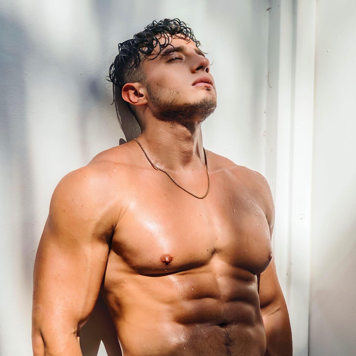 Hot Dudes Good Mood 🇺🇦 on Twitter "RT rafalo94 I’ve been to hell