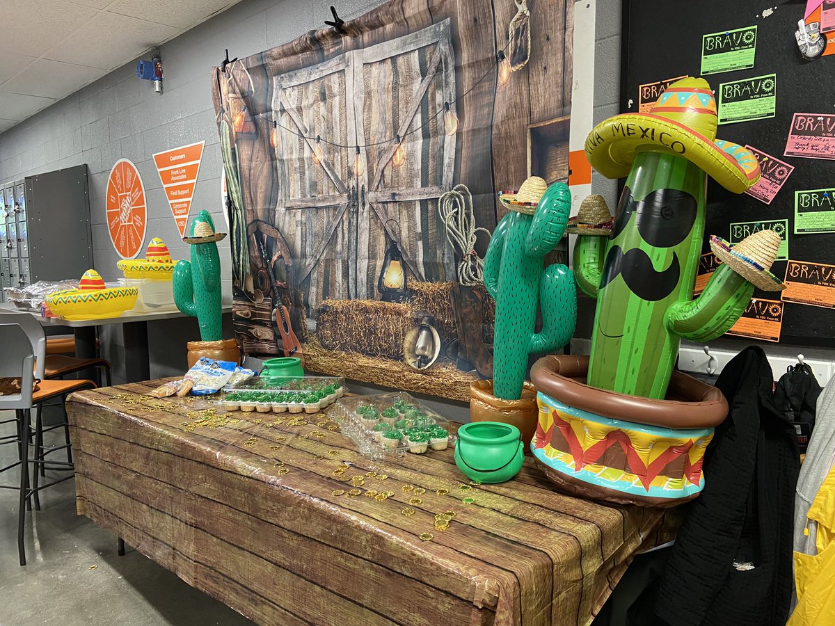 Marisa Eusebio (@91marisa) on Twitter photo Celebrating success sharing and 180 days safe with some treats and tamales 🫔 🧁🍬 <a href="/grayson_brock/">Brock Grayson</a> <a href="/B_Simmons85/">Beverly Simmons</a> <a href="/Lawrence7Law/">Lawrence</a> <a href="/Cflo018/">Chris Floriano</a> Celebrating success sharing and 180 days safe with some treats and tamales 🫔 🧁🍬 <a href="/grayson_brock/">Brock Grayson</a> <a href="/B_Simmons85/">Beverly Simmons</a> <a href="/Lawrence7Law/">Lawrence</a> <a href="/Cflo018/">Chris Floriano</a>
