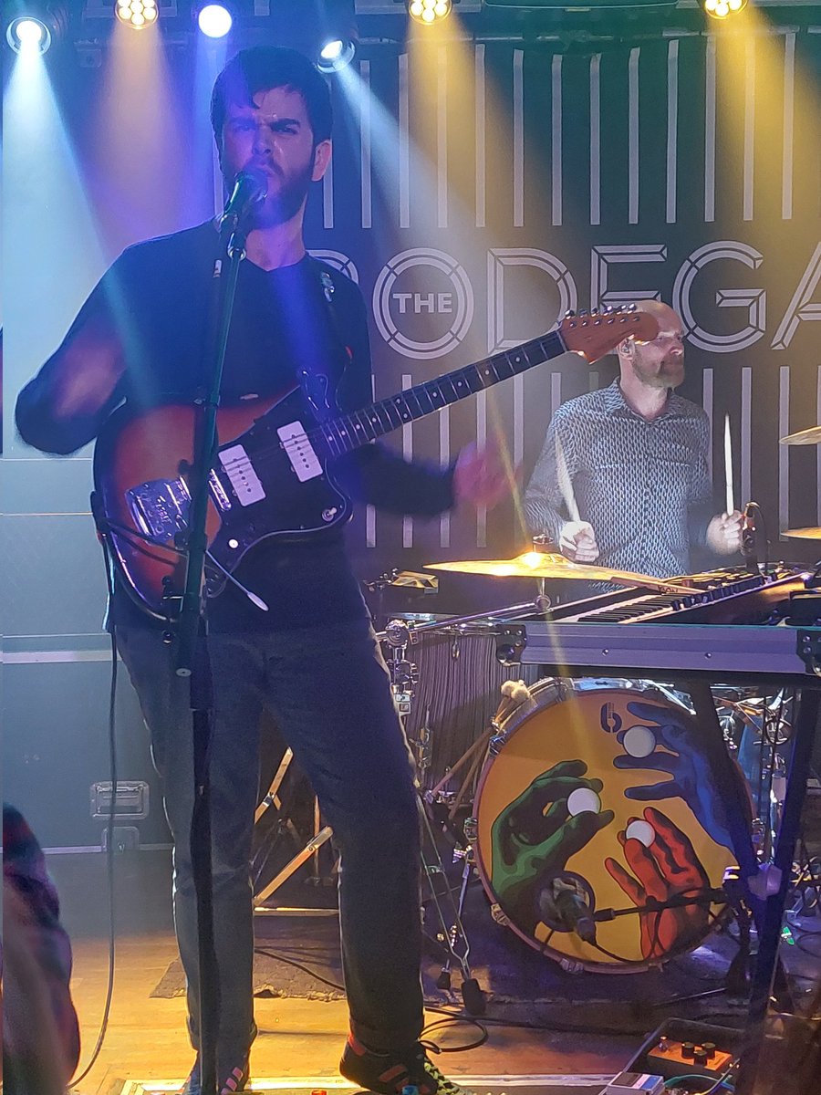 AnnaSincs's tweet photo. So good, so loud 👏 @dejavegaband @bodeganotts https://t.co/j7wNIYHczk