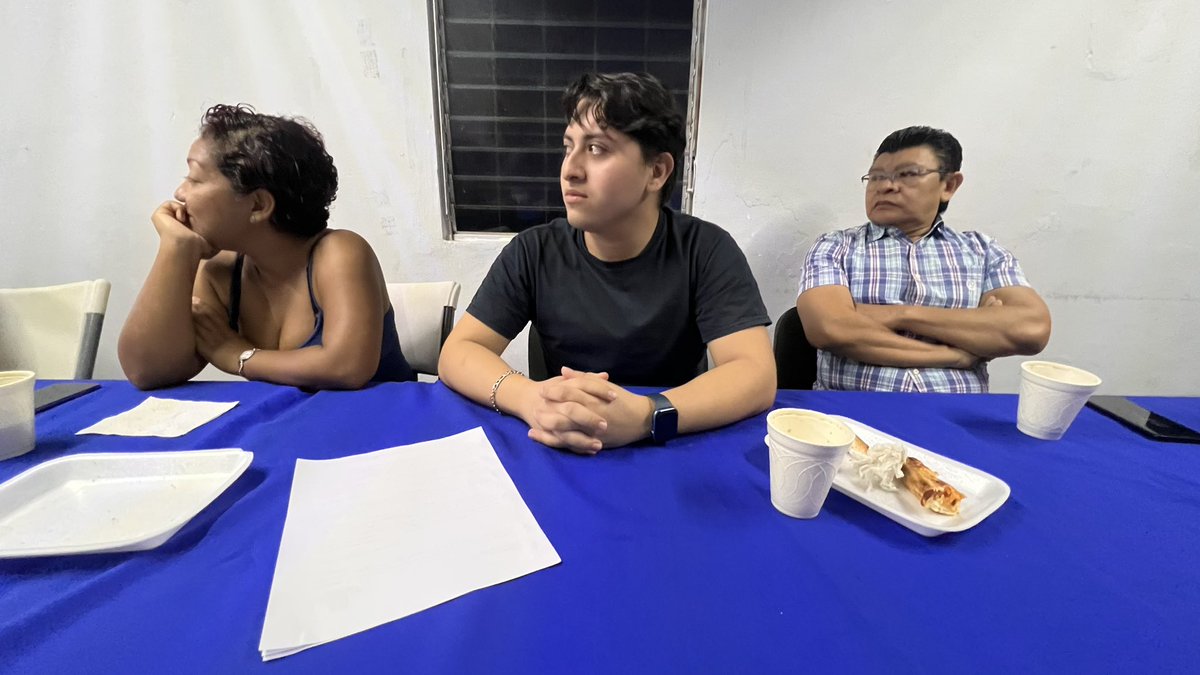 jhonatanmartz's tweet image. 🔵Ayer se llevó a cabo la #cuarta sesión ordinaria del CDM PAN Cancún, así como fue mi #primera sesión donde participo como #integrante de este comité. Se abordaron temas como el próximo evento de PPM Cancún, así como las próximas actividades en camino.🔵
#ElPANQueQueremos