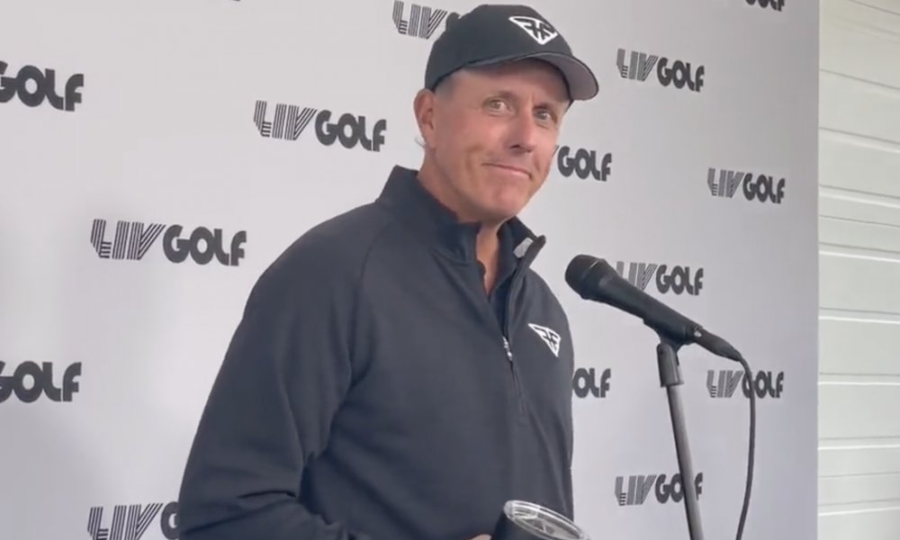 Golf legend sounds off on ‘nutbag’ Phil Mickelson, ‘comical’ Cam Smith and ‘clown’ Sergio Garcia https://t.co/yYYrwFzpNB https://t.co/NJG7nFJ89D