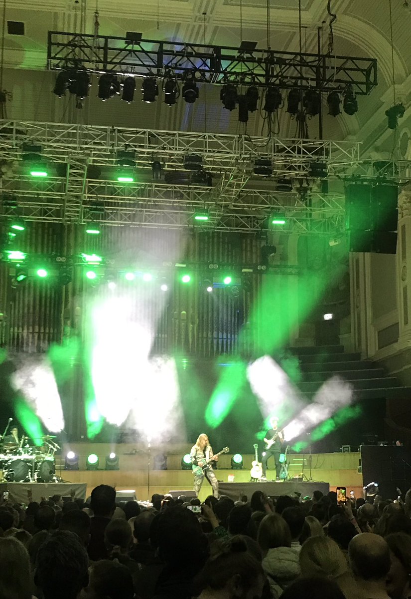garyinIreland's tweet photo. @SamRyderMusic Super show tonight in the Ulster Hall Belfast. Cheers and best of luck for the rest of your tour.☘️#nothingbutspaceman @love_belfast @belfastcc https://t.co/GIxsUnUhAH