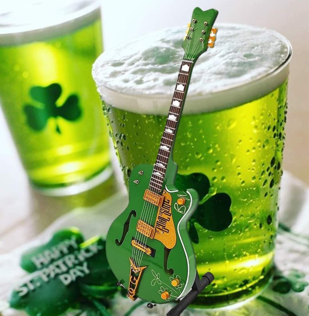 DavidVestal9's tweet image. Happy Saint Patrick's Day Everyone!! Remember, be safe! #vape DON'T smoke!
#vapingsaveslives #ImProof