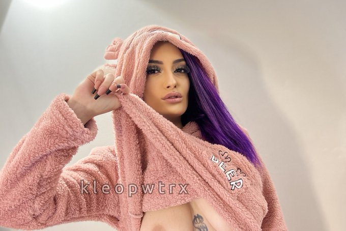 Listo para que te ense&ntilde;e mis grandes tetas naturales 🍒🍒 https://t.co/rz4CKEruw7