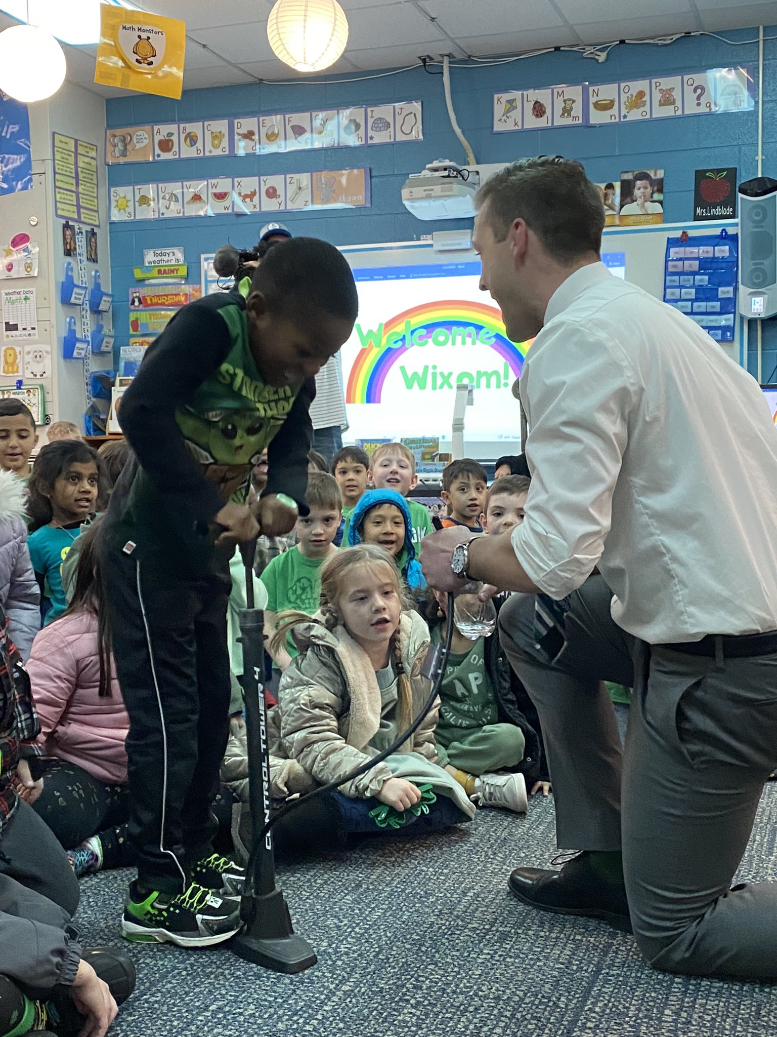 Wixom Elementary on Twitter "Thank you to Mr. Derek Kevra, Fox 2