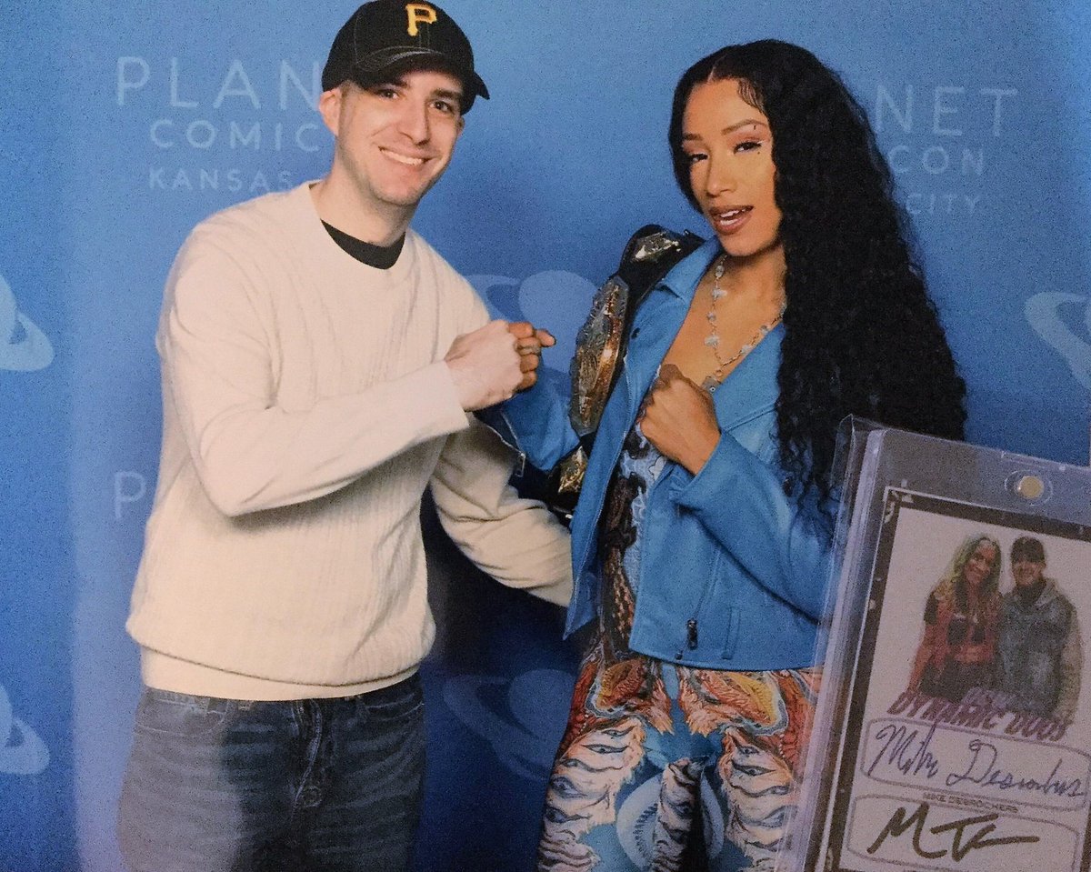 The drip. The rizz. The perfect fist bump. #NewPfp

@MercedesVarnado  #PlanetComicon #PCKC