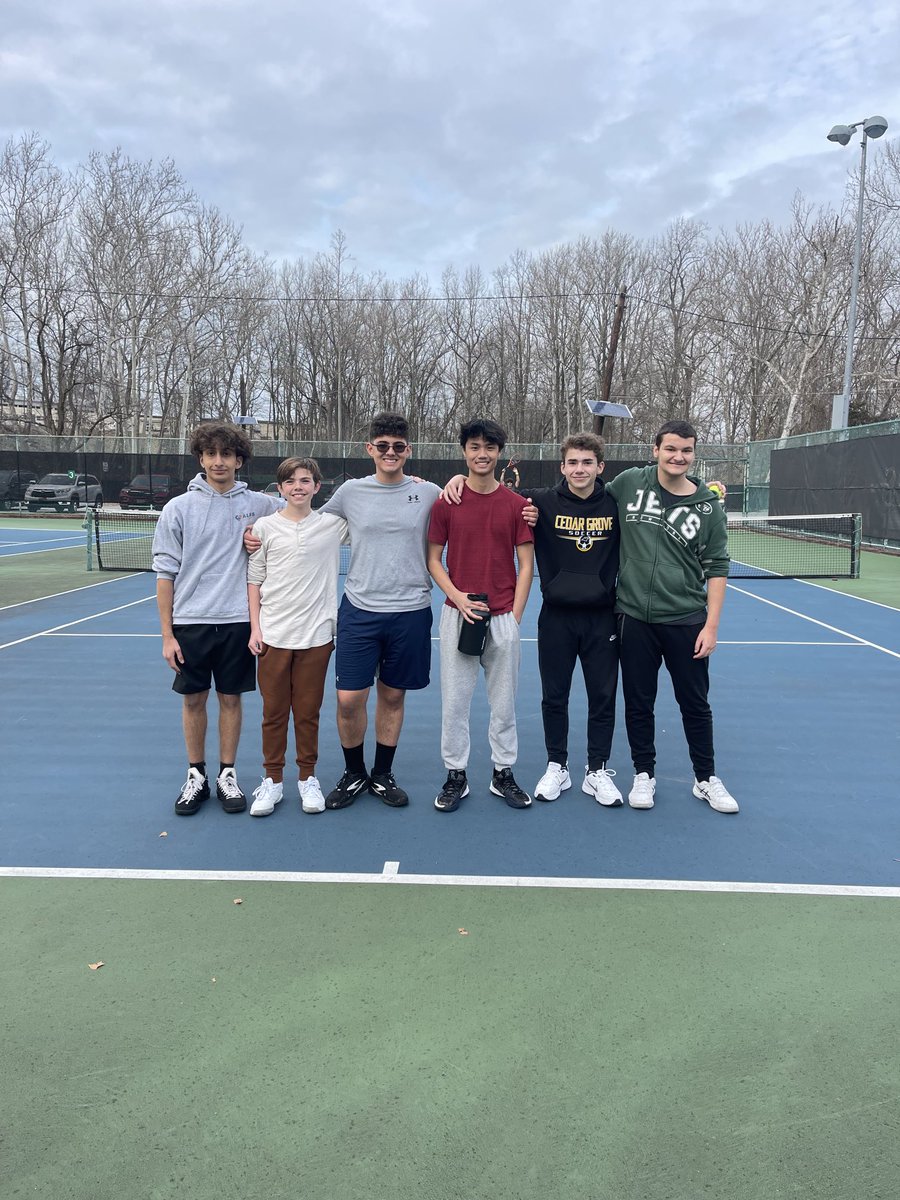 Congrats to the week 1 “Players of Practice”! The future is bright! 🎾 🐾