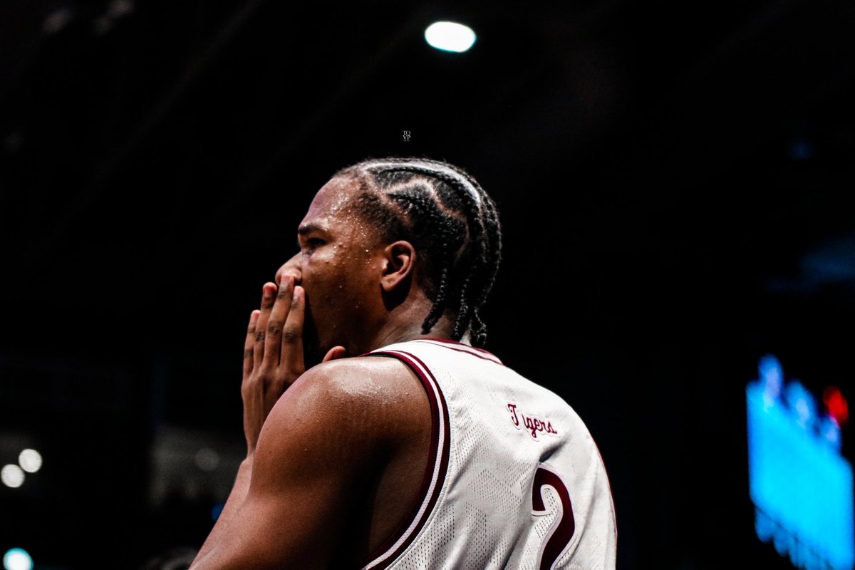 Everyone’s Bracket has been decimated.