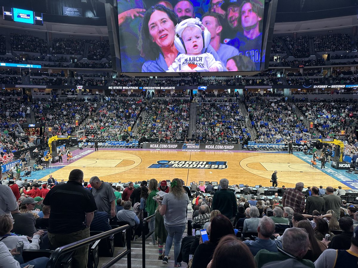 Life is good. #MarchMadness