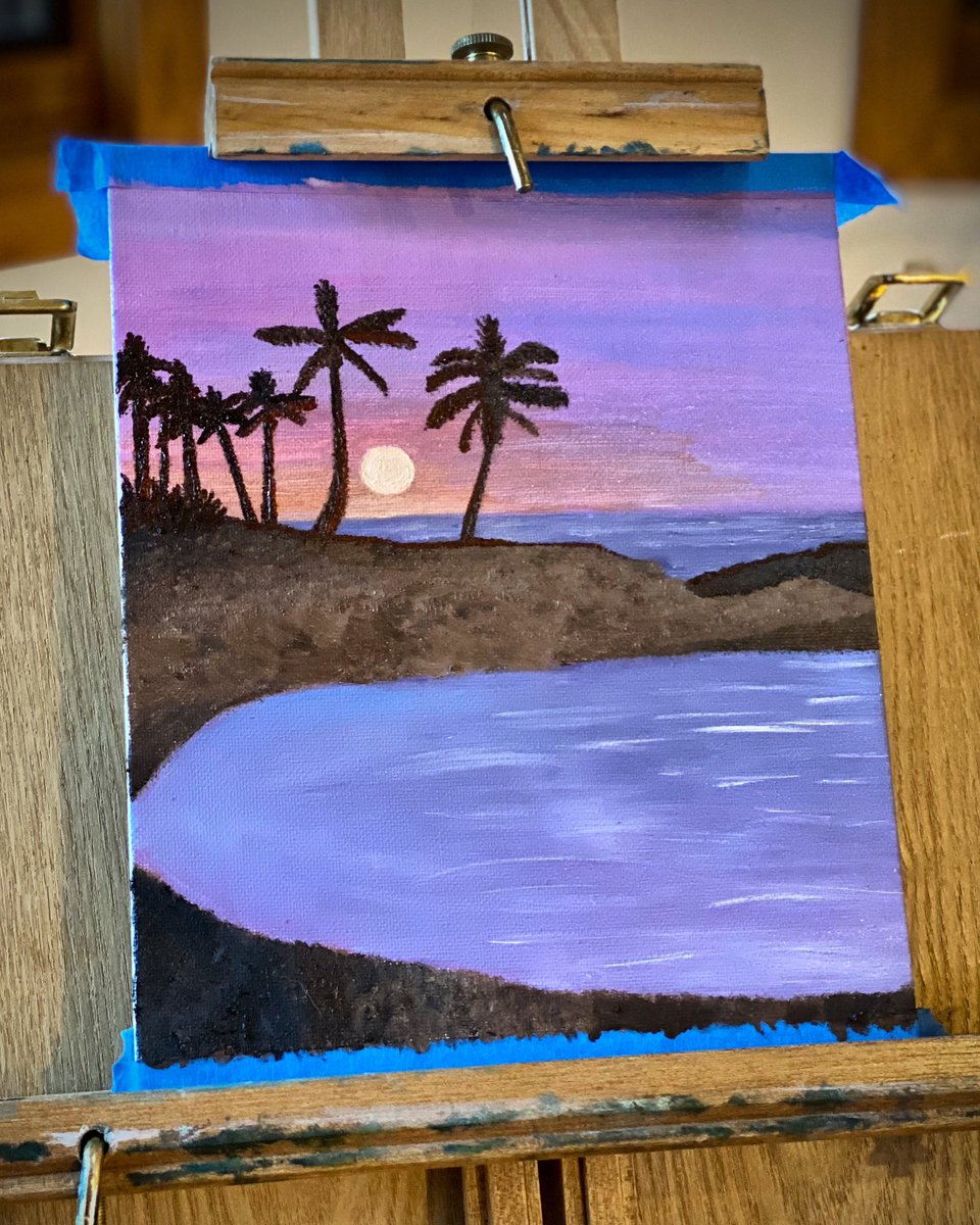 aRhoDynamics's tweet photo. @spacejammie I’m a total beginner so it’s whatever comes to mind. I think my favorites so far are my dog, a sunset on the beach, and a skier. https://t.co/3SZw2fjrNj