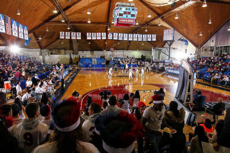 Barstool Sports on Twitter "This is Fairleigh Dickinson's home gym https//t.co/88yvwGel7o