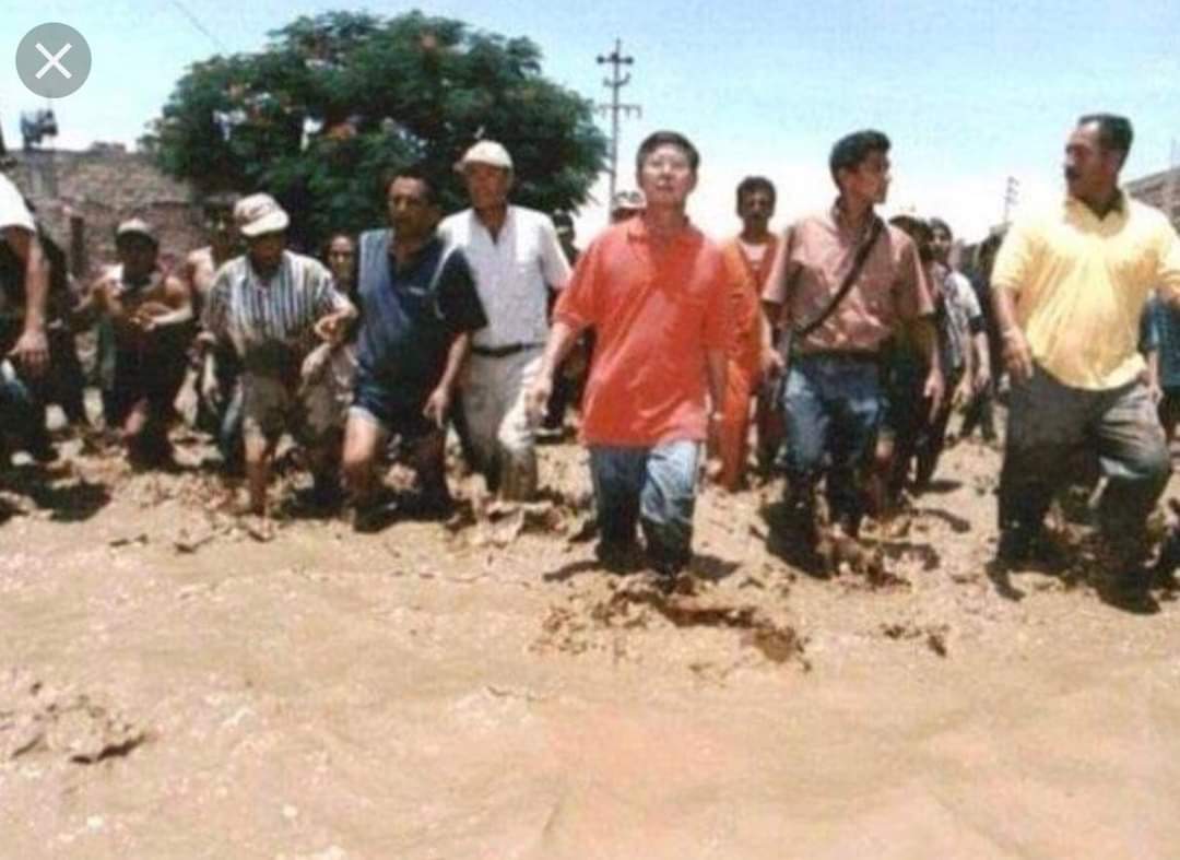 cleverricardo10's tweet image. #SOSPeru 🚨🚨
El reo Alberto Fujimori le debe más de 50 MILLONES al Estado y Rafael López Aliaga más de 35 MILLONES, con todo esa MILLONADA fácil se construye los MUROS DE CONTENCIÓN en el río Rímac desde Chosica hasta Ate - Vitarte.
