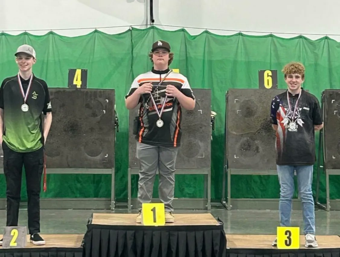VaneTecInc's tweet photo. Congrats on you win #mylesarchery
Had a great weekend at the #eastonslac. Was able to take home first with a total score of 584 scoring baby x. 
#bow #worldarchery #vanetec https://t.co/Z41JWBqTUX