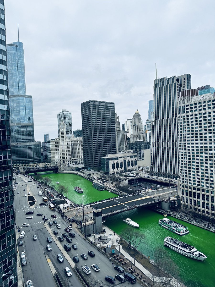 FollowJuan1's tweet photo. Happy St. Patrick’s Day from Chicago!

#chicago #stpaddysday https://t.co/OgkLdsvmPZ
