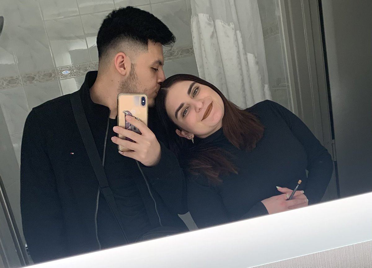 nateflixndchill's tweet photo. Happy 22nd birthday baby ♓️💚🖤🍀 https://t.co/a3fIUtkMa7