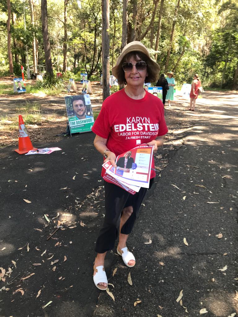 Labor4Davidson's tweet photo. 🙏 Thank you to our incredible @KuringgaiLabor volunteers who stood in the heat for day 1 of pre-poll.
NSW is ready for a fresh start!
#NSWVotes #DavidsonVotes https://t.co/31gXeodv4U