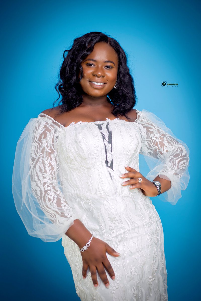 Jaminowusu's tweet photo. Happy birthday 🎂, my Queen. Your love is truly appreciated. May you be blessed and highly favoured. #AmaApple #QueenofQueens #Marchfinest https://t.co/JyDPeNPLcR