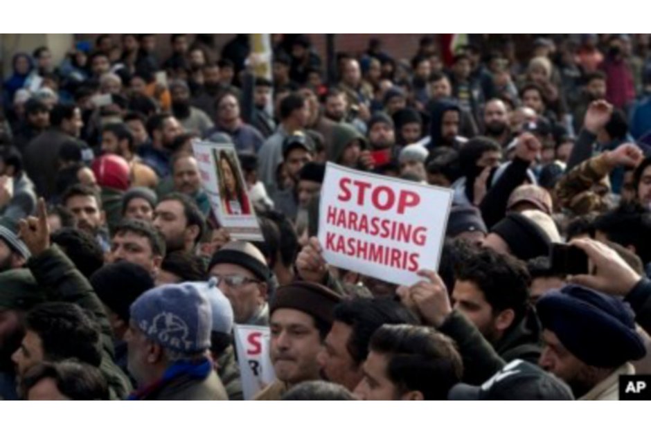 RumaanaSalim's tweet photo. Pakistan is now shedding crocodile tears on what the Government of India has done so far for the freedom of all of us and claims that its heart is bleeding for the people of Jammu and Kashmir #KashmirIsnotPakistan #StopGenocideInKashmir https://t.co/2Lx9Wpp9I4
