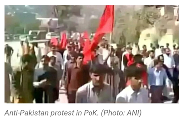 AsimNabeel12's tweet photo. We have to be physically present on the soil of the Valley as living constituents and stakeholders and day to day participants in the socio-economic, political, cultural and spiritual ethos of the Kashmir Valley, otherwise the Pakistanis will annihilate us  #StopGenocideInKashmir https://t.co/L06yQS49E0