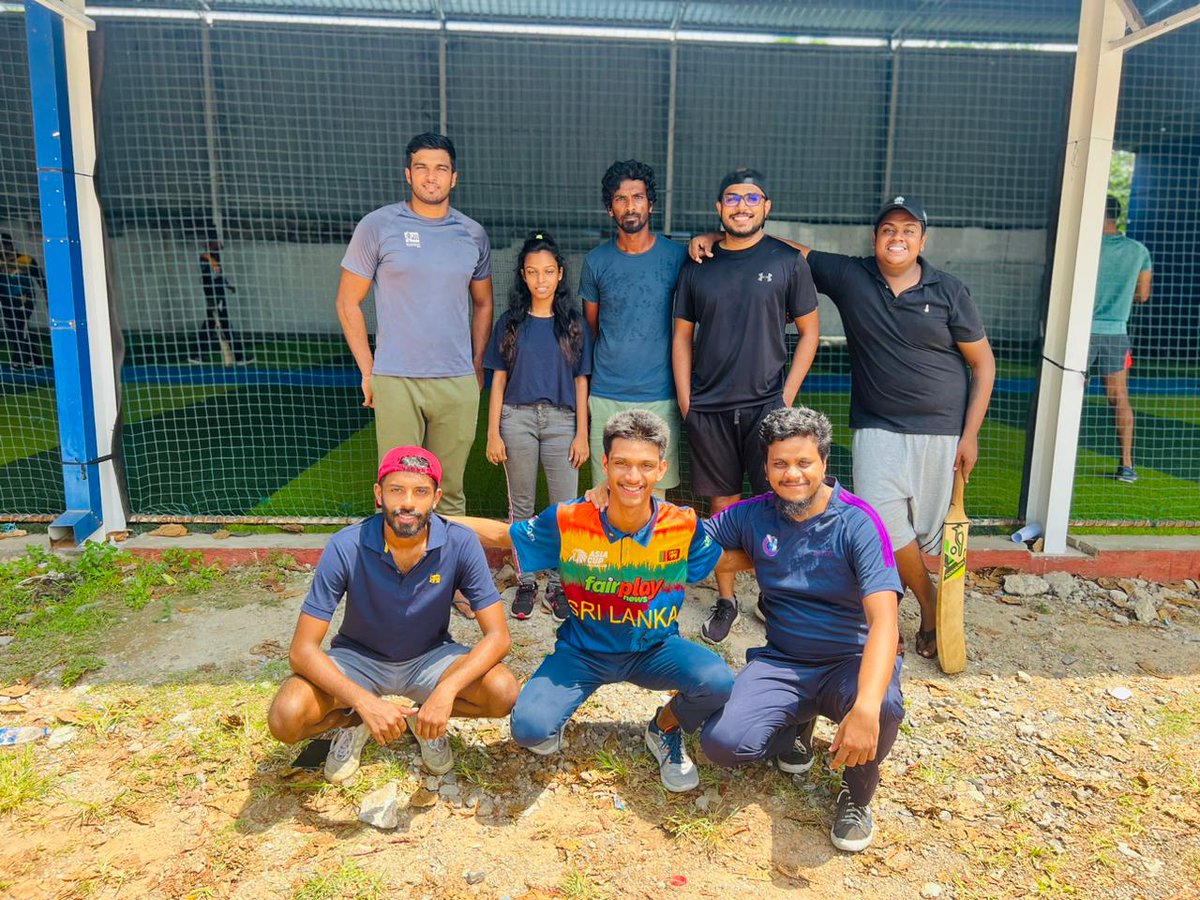 TheLionPrideSL's tweet photo. #IndoorTCL23 තරඟ අංක තුන.

#BeBadDo 43/6 (3.5)
#LionPride  44/0 (2.4)

ලයන්ස් කණ්ඩායම තම පළමු ජය වාර්තා කරනවා කිසිදු කඩුල්ලක් නොදැවී. 

#TheLionPrideSL @TCLSriLanka https://t.co/1PofAeXFzC