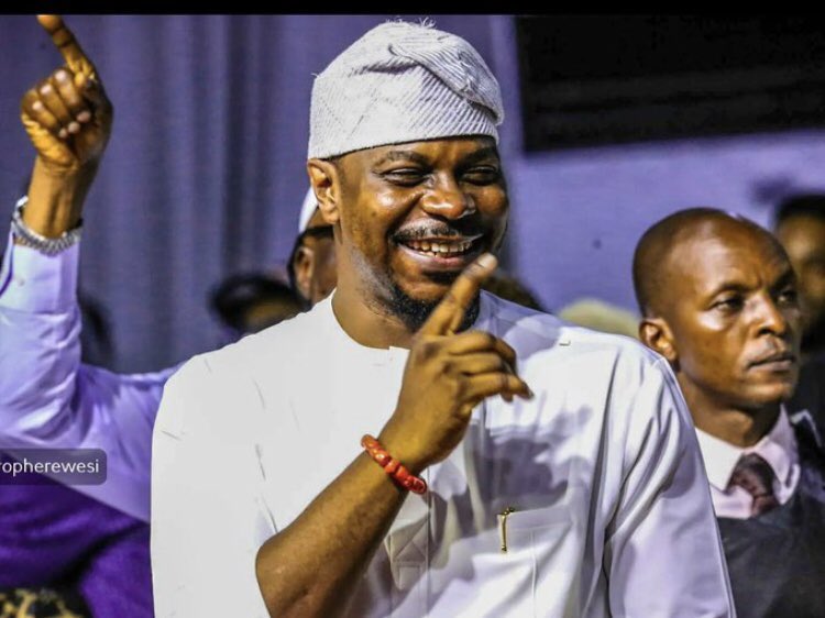 pamelaadie's tweet photo. It’s GRV day! 💃

We have a NEW governor to elect. ✅

Today is the day we take our Lagos back! 🔒

We will free ourselves from the shackles of oppression &amp; rascality that have held us down🙌🏿

May the stars align to help us. 🙏🏾

#VoteLP from top to bottom!

#VOTEGRV https://t.co/daxbkwPZvc