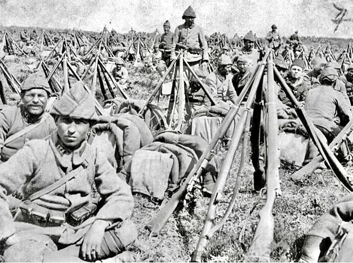 Y_A_Y_B's tweet photo. Çanakkale Zaferi’nin 108. yılında başta M.Kemal Atatürk, Cevat Çobanlı, Binbaşı Mahmut Sabri, Yarbay Şevki, Tophaneli Hakkı, Seyit Ali Onbaşı, Yahya Çavuş olmak üzere bağımsız ve özgür Türk yurdu için şehadete eren, gazi olan tüm ecdatımızı minnetle anıyoruz. Ruhları şad olsun. https://t.co/XwgDFv4oNo