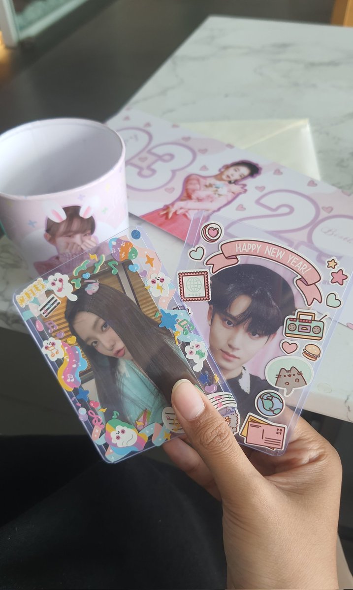 Pikacat13's tweet photo. My havana duo 🐰🐶

#PreciousTimeWithMingyu
#BackToTheBeginWithIrene https://t.co/OWwnHjhTGE