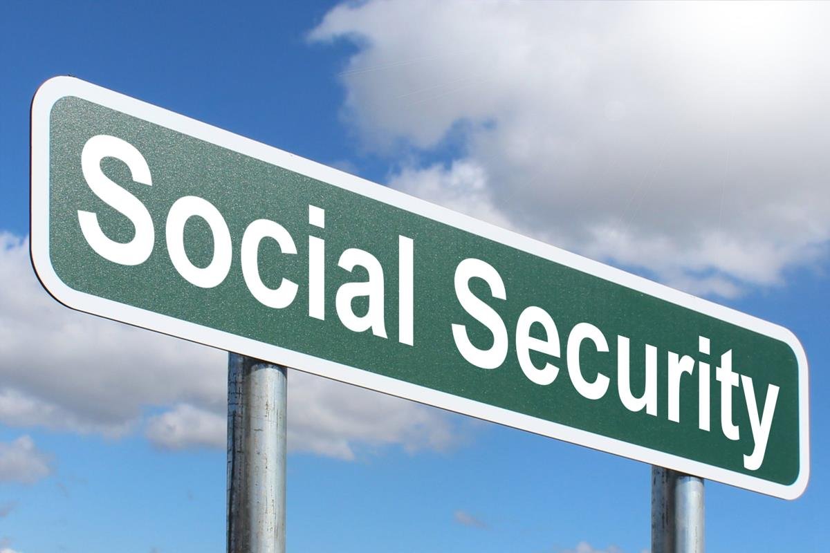 korenvining's tweet photo. We're getting a great response for our upcoming workshop on Maximize your Social Security. If you haven't registered yet, now's the time.   Can't wait to see you! https://t.co/ynFAdZKgAe https://t.co/kDcSo86qDH