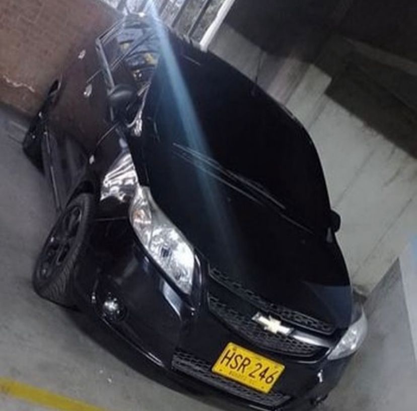 Guardianes_Ant's tweet photo. #HurtoVehiculo, Chevrolet Sail, color negro, HSR246. no reportan lugar del hurto https://t.co/edCFVpi2cO