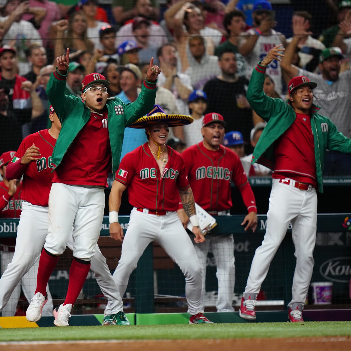 gio__palace's tweet photo. MEXICO MAKES HISTORY!!!🇲🇽

The Mexican team comes from behind to beat Puerto Rico 5-4 and advances to the semifinals of World baseball classic https://t.co/Cu4rysZZ9B