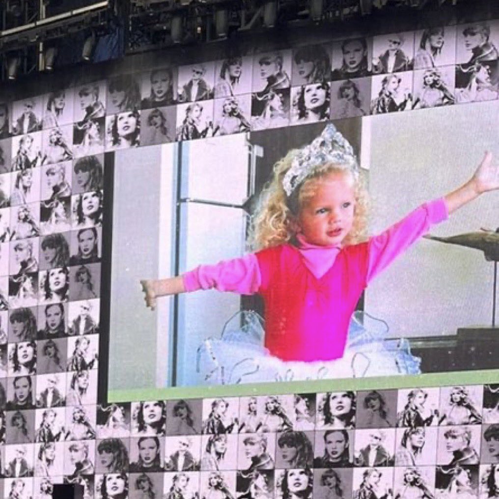 Taylor de pequeña vestida de bailarina me da vida 💕 #TheErasTourTS  #Taylorswift