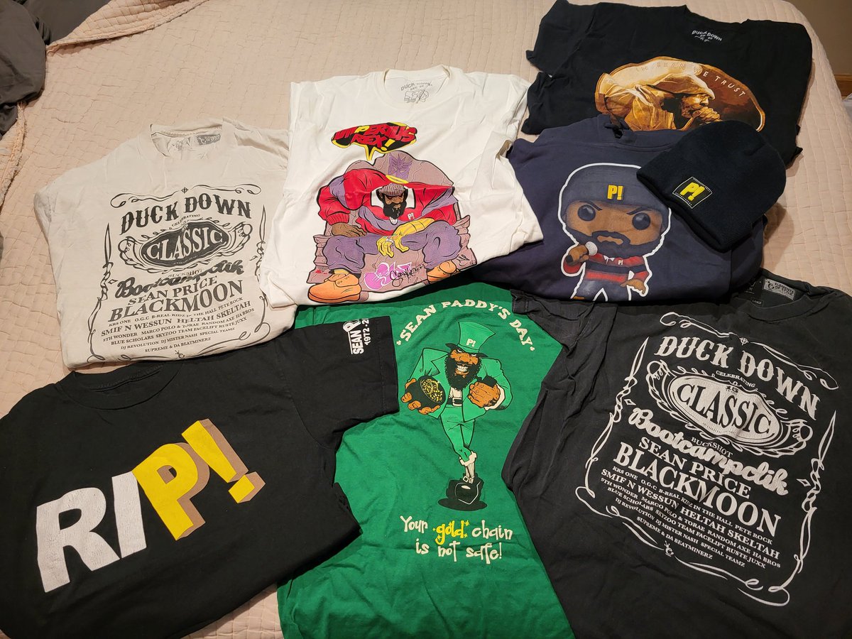 jubei208's tweet image. #SEANLIVESON
#P
#SEANPRICE
#SEANP
#RUCK
#RUCKDOWN
#RUCKDOWNRECORDS
@Rim_Davillins
@BernadettePric9
#HELTAHSKELTAH
@_ROCKNESS_
#BOOTCAMPCLICK #BCC
#DUCKDOWN @DuckDownMusic
#BROWNSVILLE
#BROOKLYN
#EMCEE
#FATHER
#HUSBAND
#FAMILY
#HIPHOP
#TSHIRT
#HOODIE
#BEANIE
#riP
#WIKIHHDG