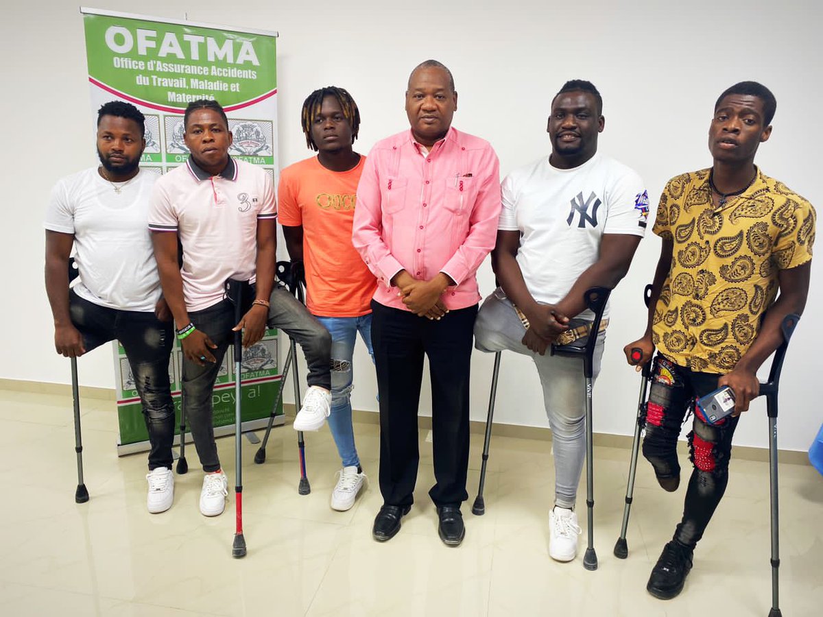 rochefelle2013's tweet image. L' OFATMA renforce sa présence auprès des communautés en situation de vulnérabilité . Sa stratégie de communication RSE vise à garantir l'accès au soin de santé des personnes en situation d'handicap. 

#communicationpublique
#RSE