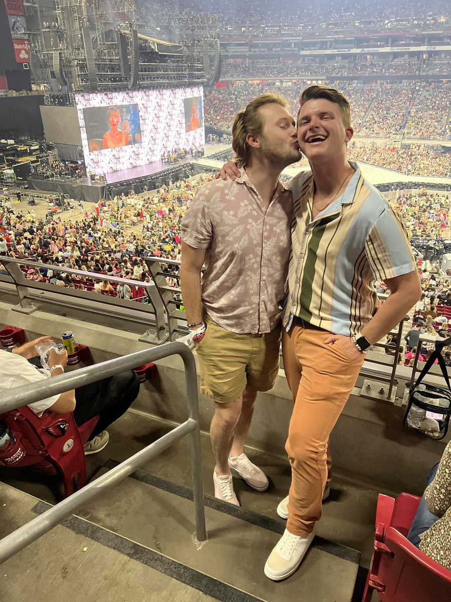 shaneElyle's tweet photo. No place I’d rather be with my lover in my Lover Era 💖💗💕 
@taylornation13 @taylorswift13 #GlendaleTSTheErasTour #TheErasTourTS #TheErasTour https://t.co/8uYeFsvali