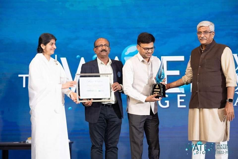 sdpuspendra's tweet photo. Upper Indravati Lift Irrigation Project in Kalahandi district has been awarded Best Infrastructure Pioneer Project by Water Digest body at New Delhi for exemplary work in the field of water conservation and management. https://t.co/53K9mrrPEA