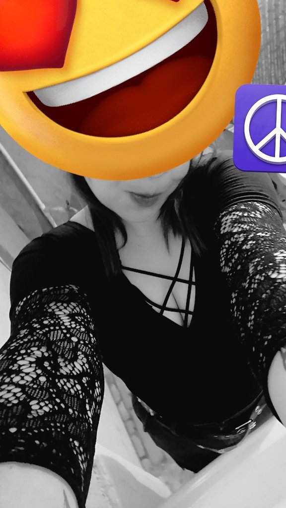 LettySaltillo's tweet photo. Aviso a la comunidad si ven unas bubis me dicen porque ya se me hicieron chiquitas, les falta unas chupaditas 🥰 https://t.co/HeXECkFeeM