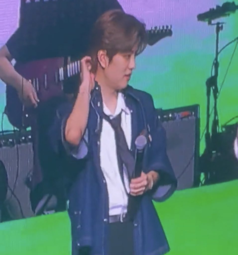 random seungmin tweet media