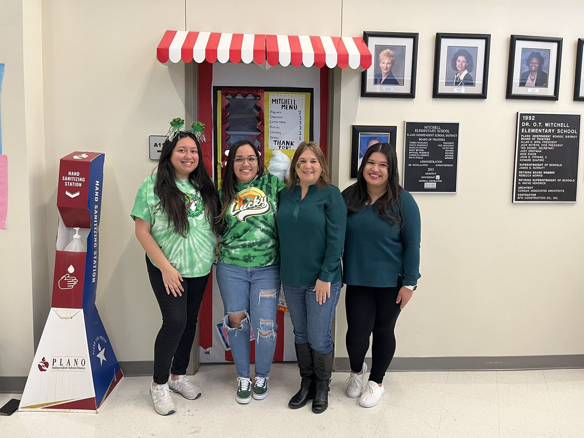 ☄️✨Mrs. Ramirez🌱🌻 tweet media